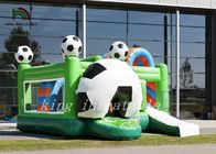 রঙিন Tarpaulin Inflatable ফুটবল বাউন্সার কম্বো সকার ড্রি স্লাইড এবং বাধা