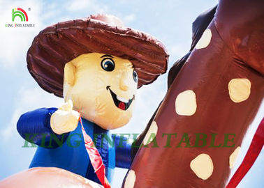 প্রফুল্ল বাচ্চাদের জন্য দৈত্য কাউবয় Inflatable বাউন্সী কাসল উদযাপন