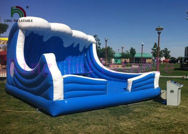 সিমুলেটেড সার্ফিং Inflatable স্পোর্টস গেমস 0.55 মিমি পিভিসি সাগর নীল / হোয়াইট Inflatable খেলনা